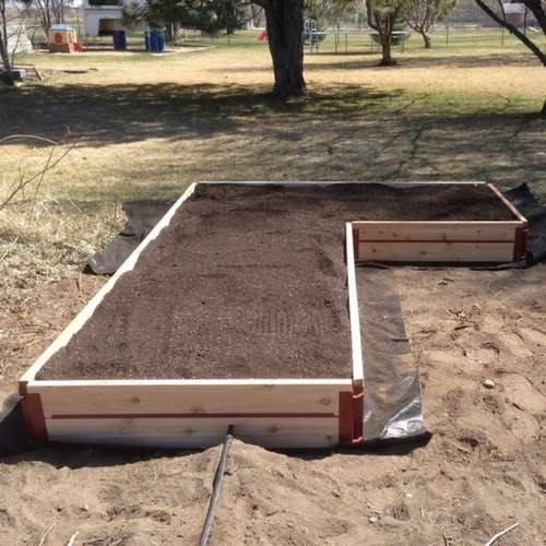 10″ Raised Bed Corner Brackets (Qty 4) - Grow It Now
